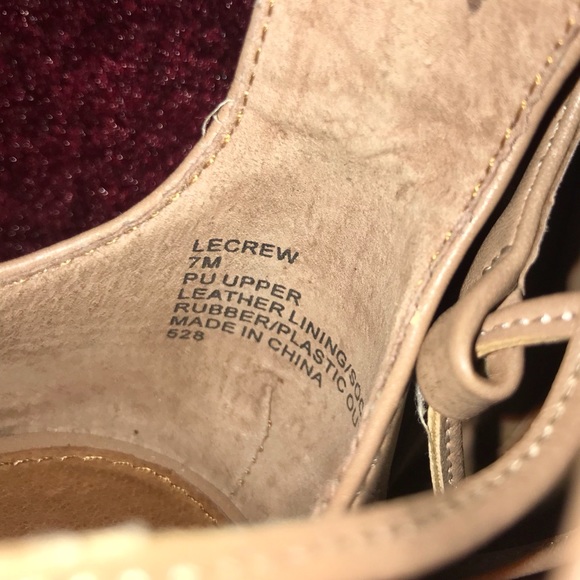 Steve Madden Lecrew Lace-Up Flats - Picture 4 of 4